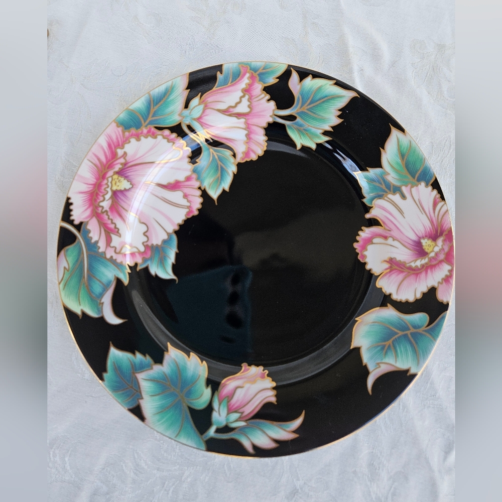 Fitz and Floyd Hummingbird Black Dinner Plate with Pink Floral Design Vintage